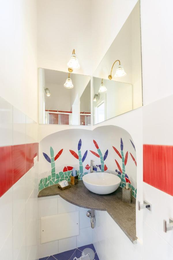 Torretta Corricella- Torretta Apartment Прочида Екстериор снимка