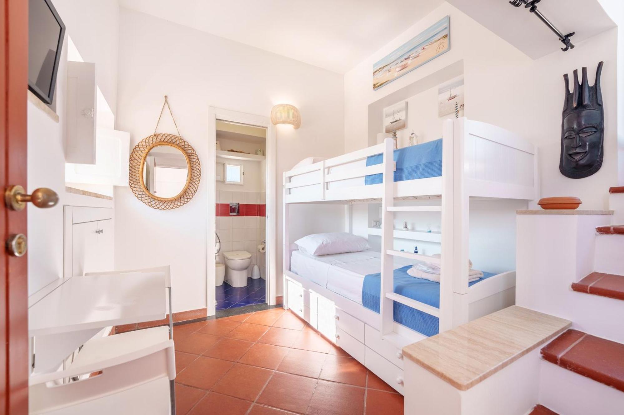 Torretta Corricella- Torretta Apartment Прочида Екстериор снимка